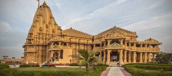 Jamnagar  Dwarka Somnath  Diu Gir Tour Package